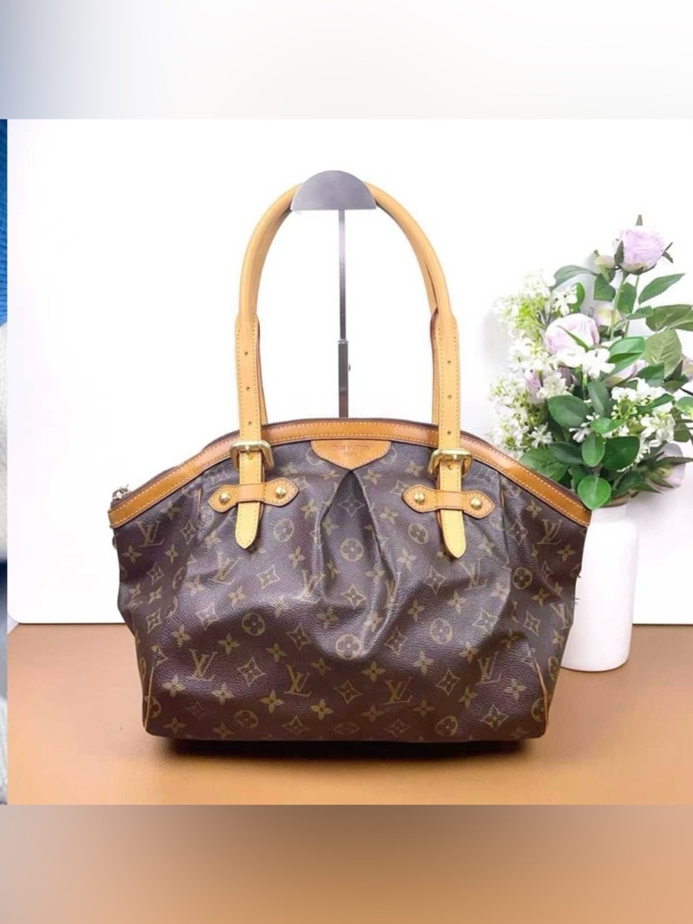 Louis Vuitton
Tivoli
Monogram GM
Brown
Shoulder Bag